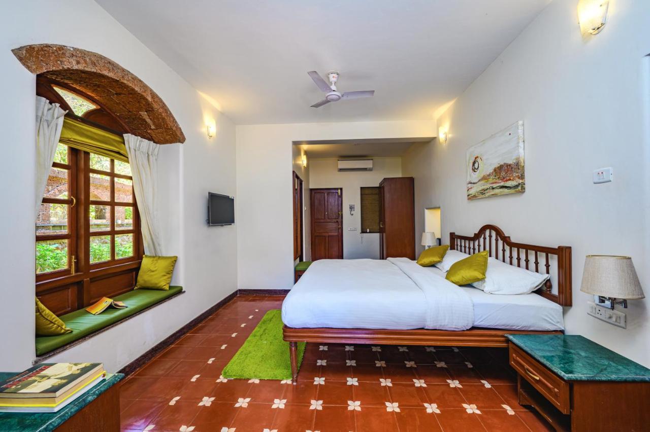 Neemrana's Three Waters Villa *