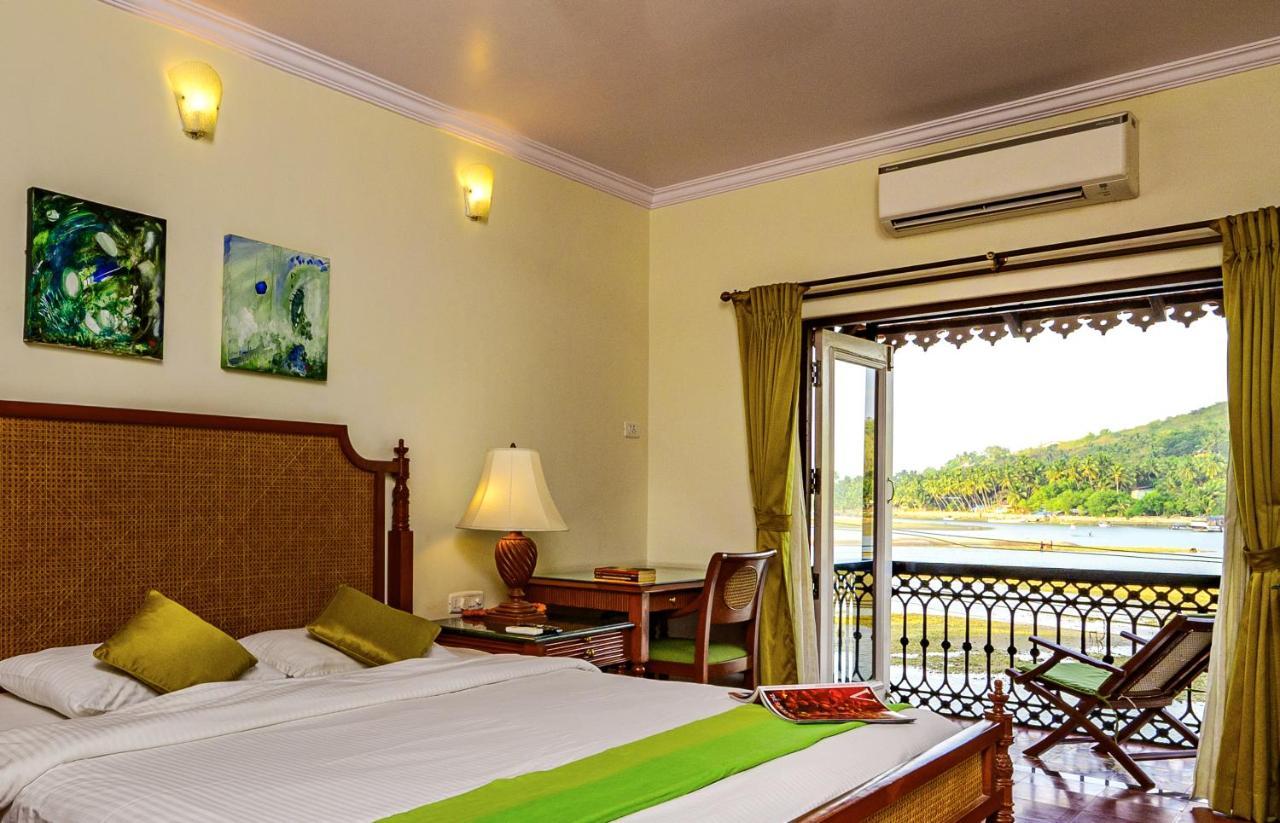Villa Neemrana's Three Waters